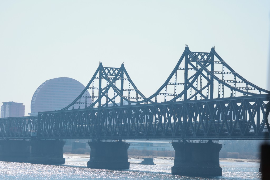 停運了六年的中朝國際客運列車今午恢復通行。中新社