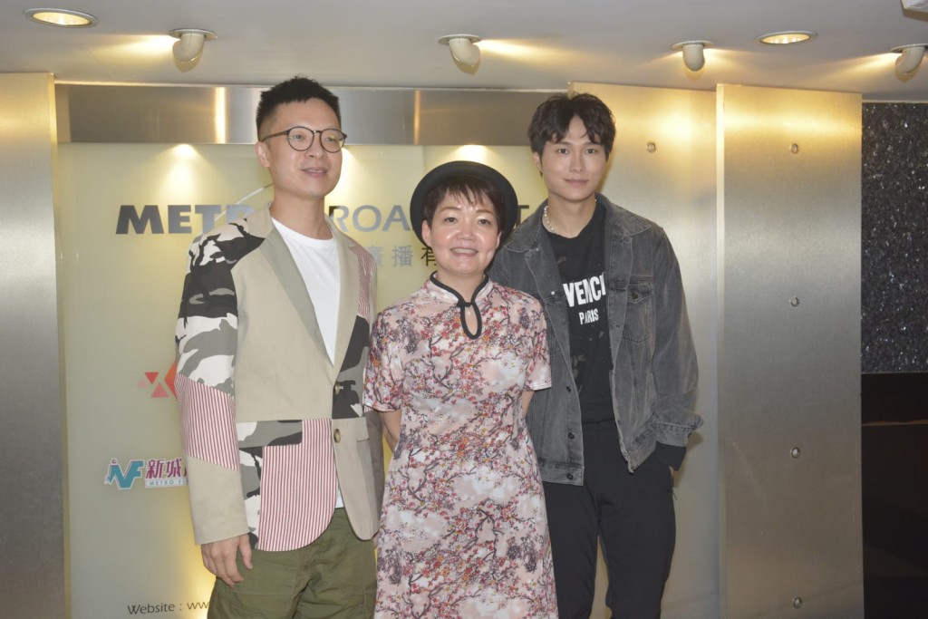 Hubert（右）今日到新城電台接受訪問。