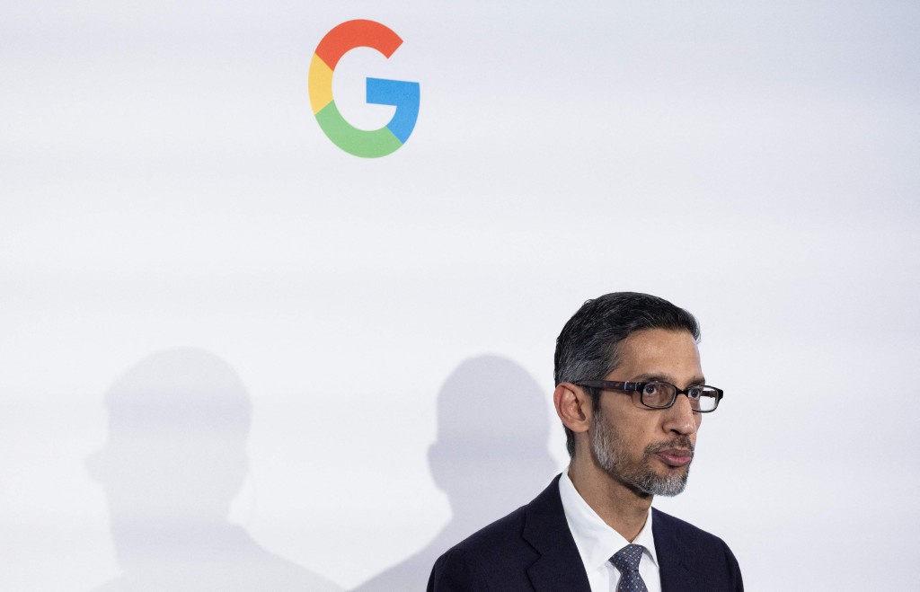 Google行政總裁Sundar Pichai選後在社群媒體上發文祝賀特朗普勝利，表示會致力與特朗普政府合作。