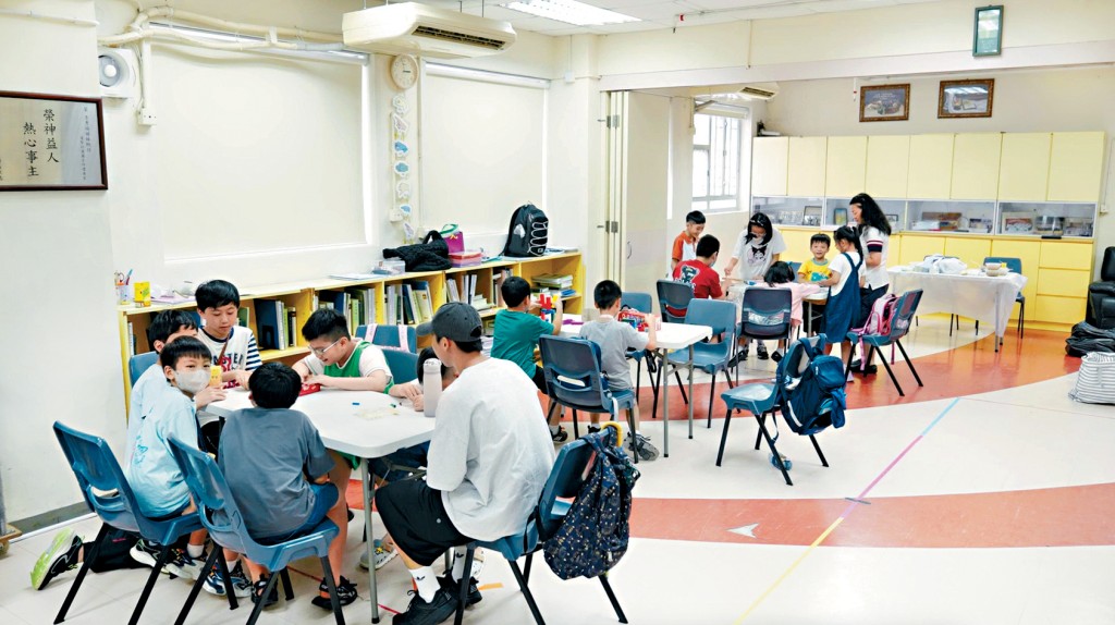 當局指，「在校課後託管服務計劃」取得成效，未來推動更多類似的課後託管服務。