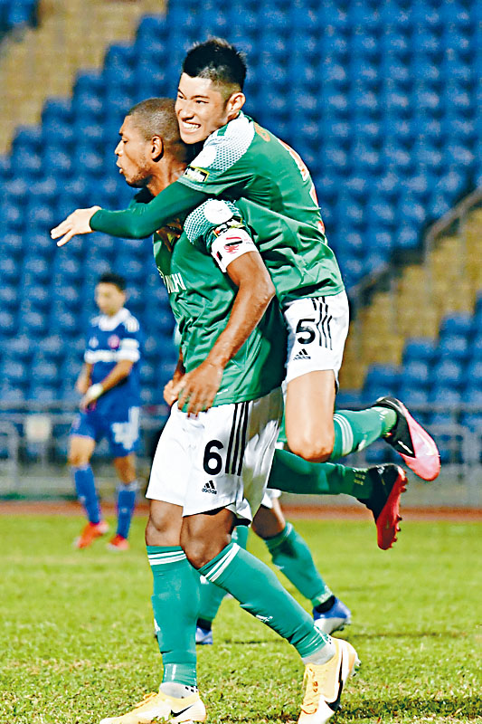 ■愉园补时反胜，卢斯安奴（左）与叶卓文的入球居功厥伟。