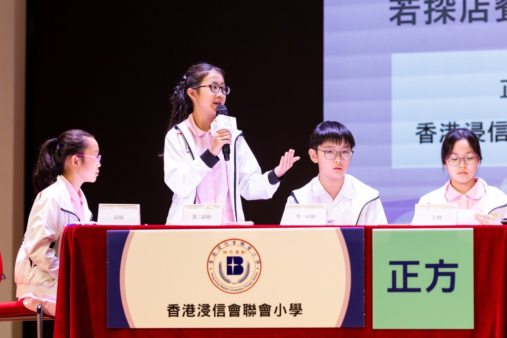 聯小學生多材多藝,在辯論比賽中雄辯滔滔。(受訪者提供) 聯小學生多材多藝,在辯論比賽中雄辯滔滔。(受訪者提供)