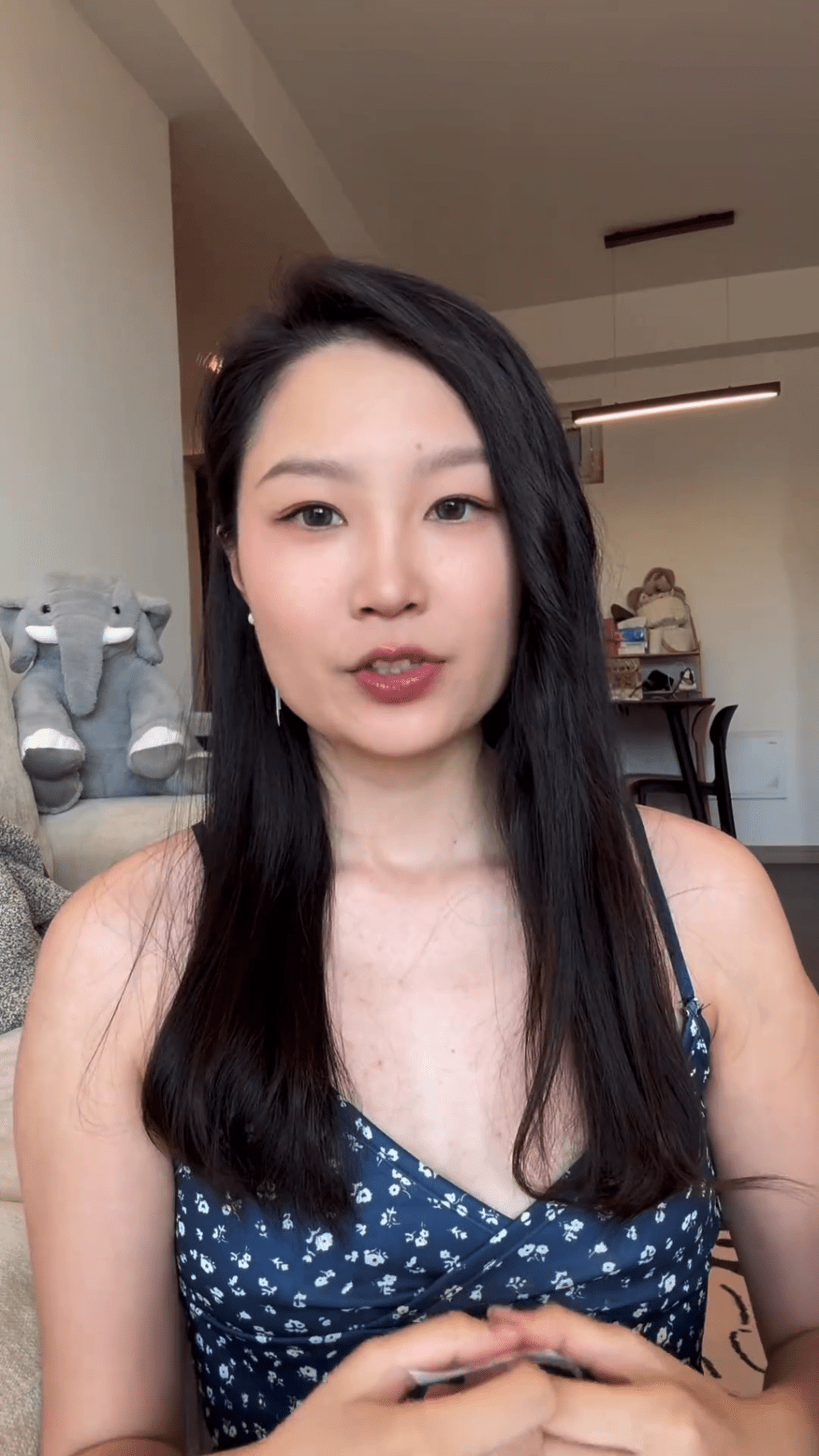 女事主網上發布影片大讚高鐵乘警安排。 女事主網上發布影片大讚高鐵乘警安排。