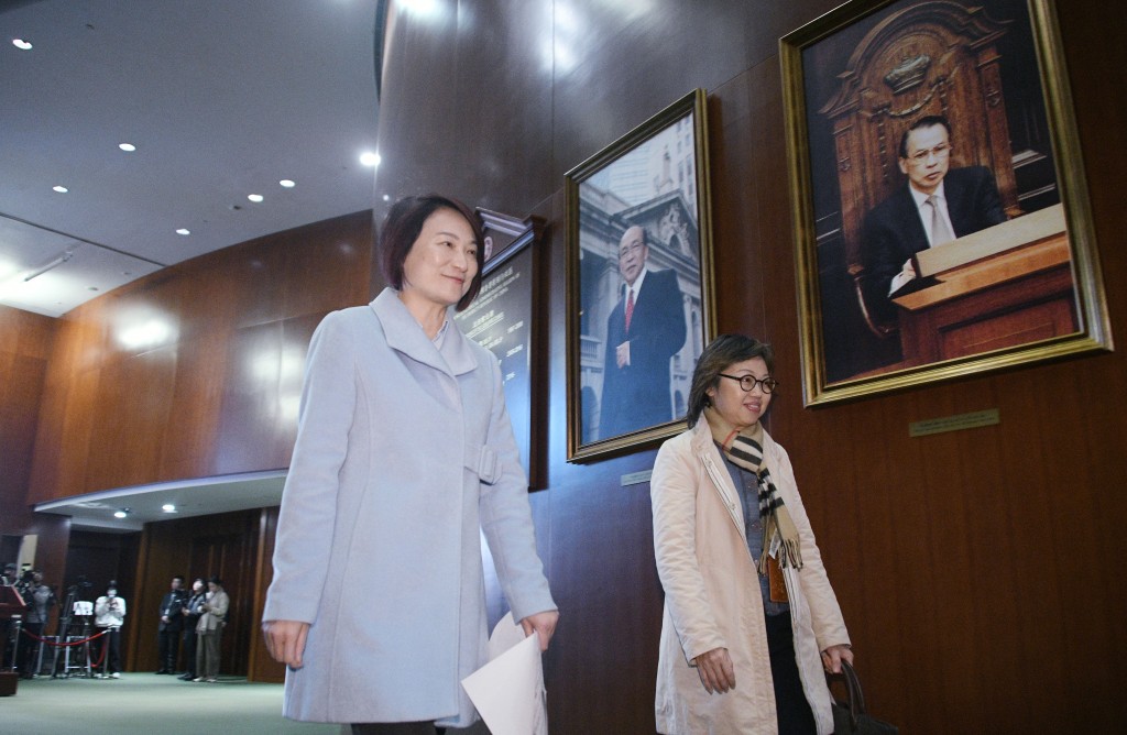 李慧琼當上立法會主席後月薪是217,580元。陳浩元攝 李慧琼當上立法會主席後月薪是217,580元。陳浩元攝