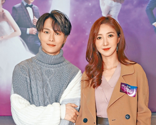 胡鴻鈞和何依婷同獲萬千星輝頒獎禮五項提名,但胡鴻鈞唔睇好自己,反力撐拍檔攞飛躍獎。