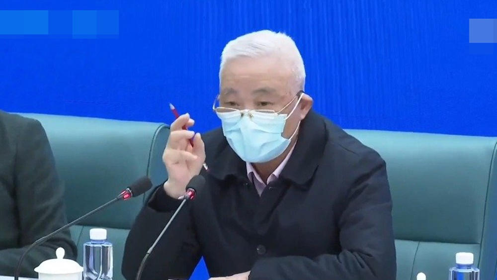 吳銀根推薦連花清瘟膠囊、龍醫正氣方等中醫的藥療。互聯網圖片