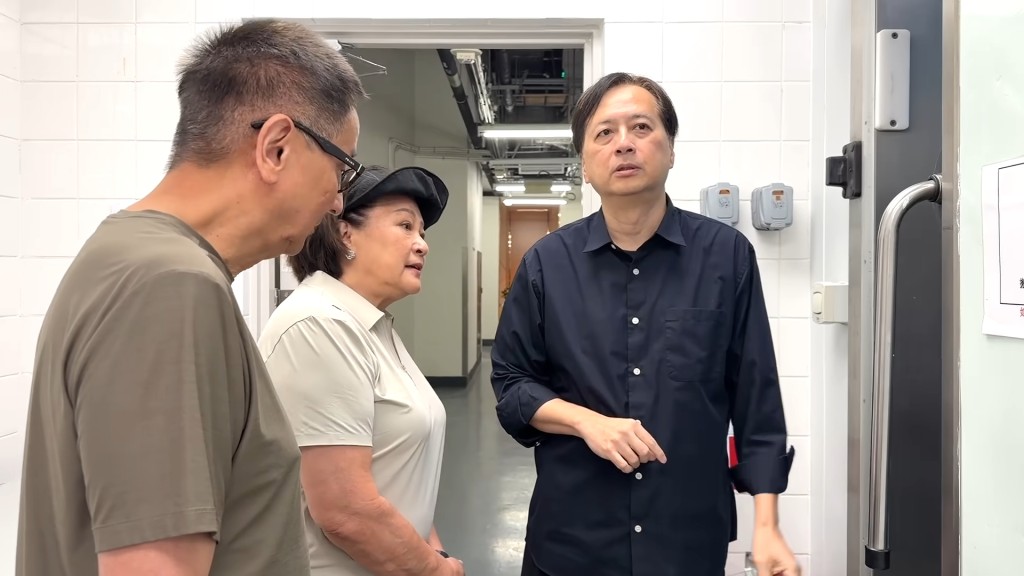 林祖輝一次安排幾個拍攝,其中包括黃淑儀的節目,展現專業管理一面。(影片截圖:楊紹鴻Youtube頻道) 林祖輝一次安排幾個拍攝,其中包括黃淑儀的節目,展現專業管理一面。(影片截圖:楊紹鴻Youtube頻道)