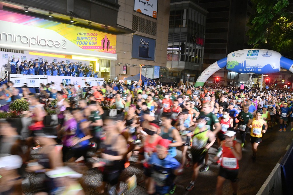 每年渣打马拉松都吸引大量本地及海外健儿参与。资料图片