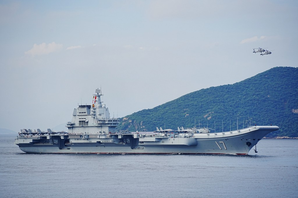 山東艦 - 山東艦航母編隊訪港。汪旭峰攝