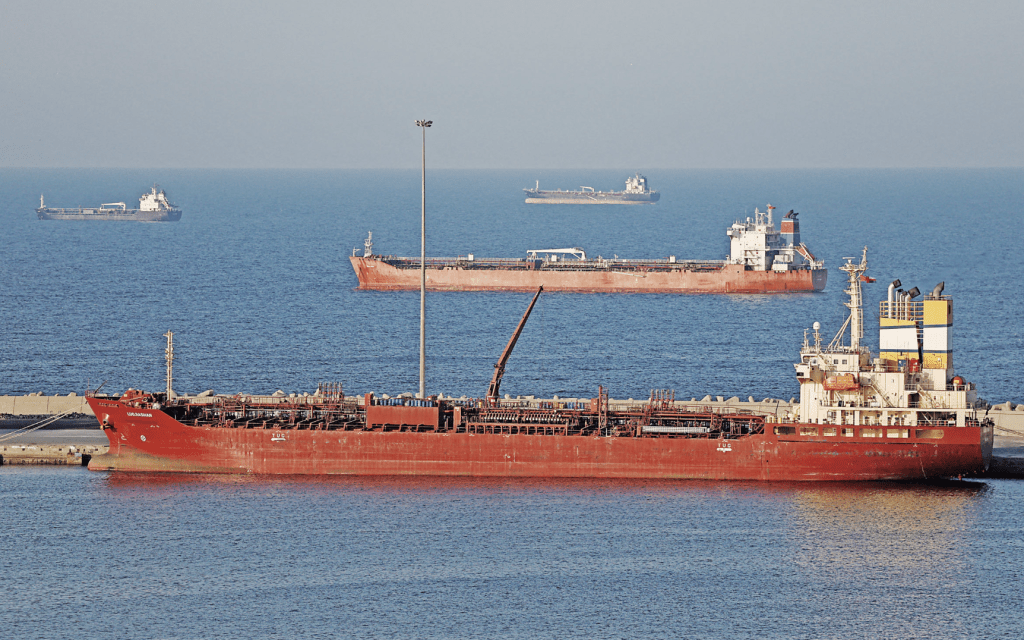 據美媒報道，特朗普近期對幕僚透露，已做好長期封鎖霍爾木茲海峽（Strait of Hormuz）的準備。