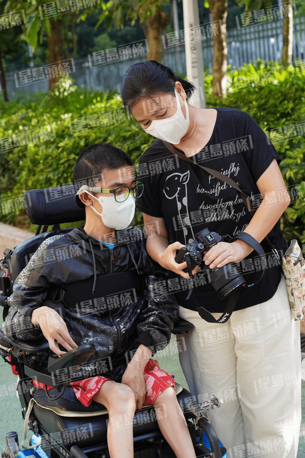 媽媽直言以前較散懶,但後來因Tiger而改變。(葉偉豪攝)