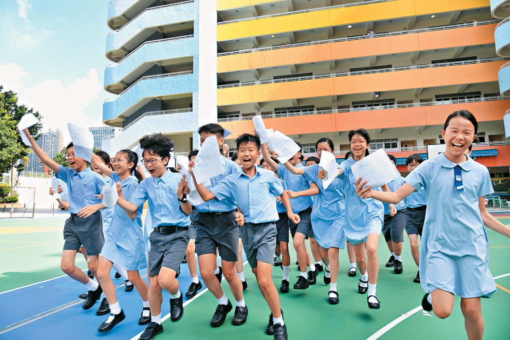 今年升中派位獲派首三志願的整體滿意率維持95%，獲派首志願學校滿意率則為84%。