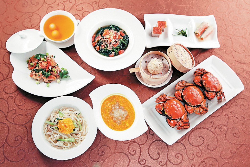 受惠內地大閘蟹直供香港，預計食肆將會推出大閘蟹套餐吸客。