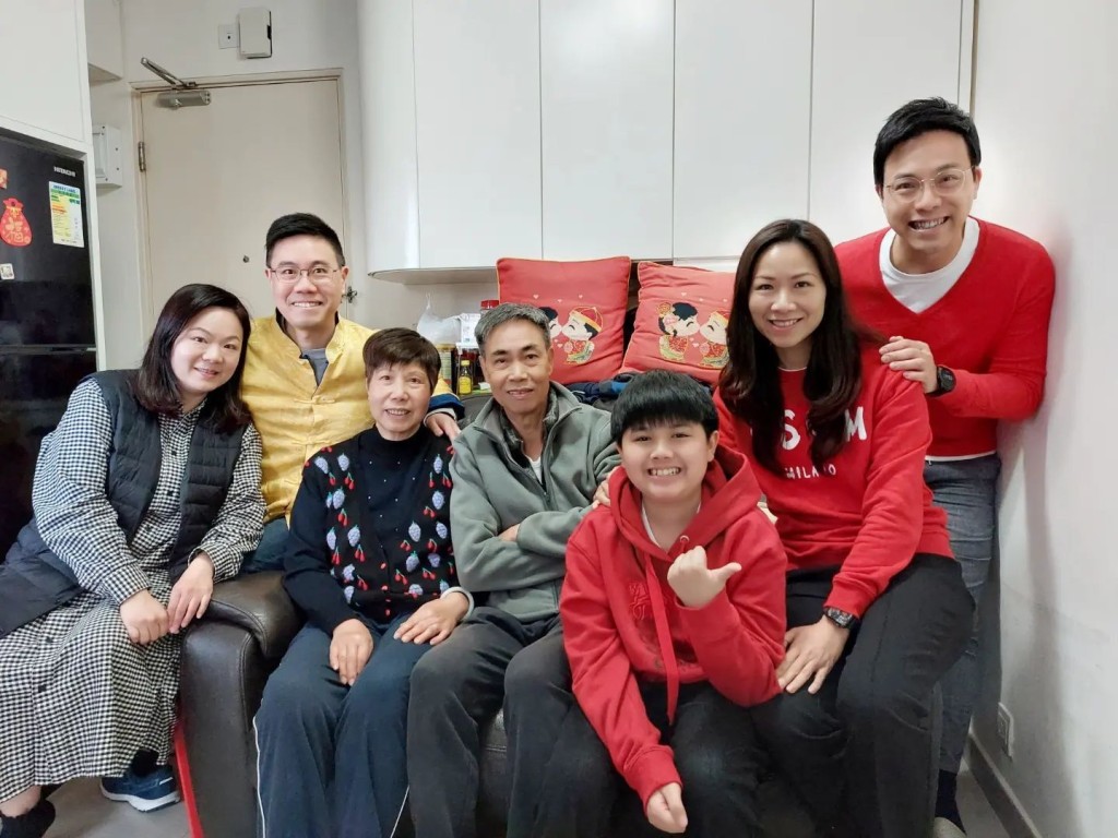 章志文一家移民，最挂念是香港的家人。