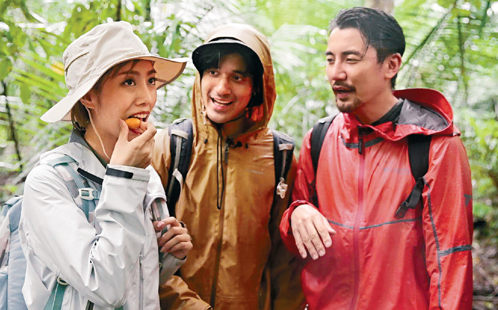 ■洪永城帶領Nicole及JB，踏足亞馬遜雨林。
