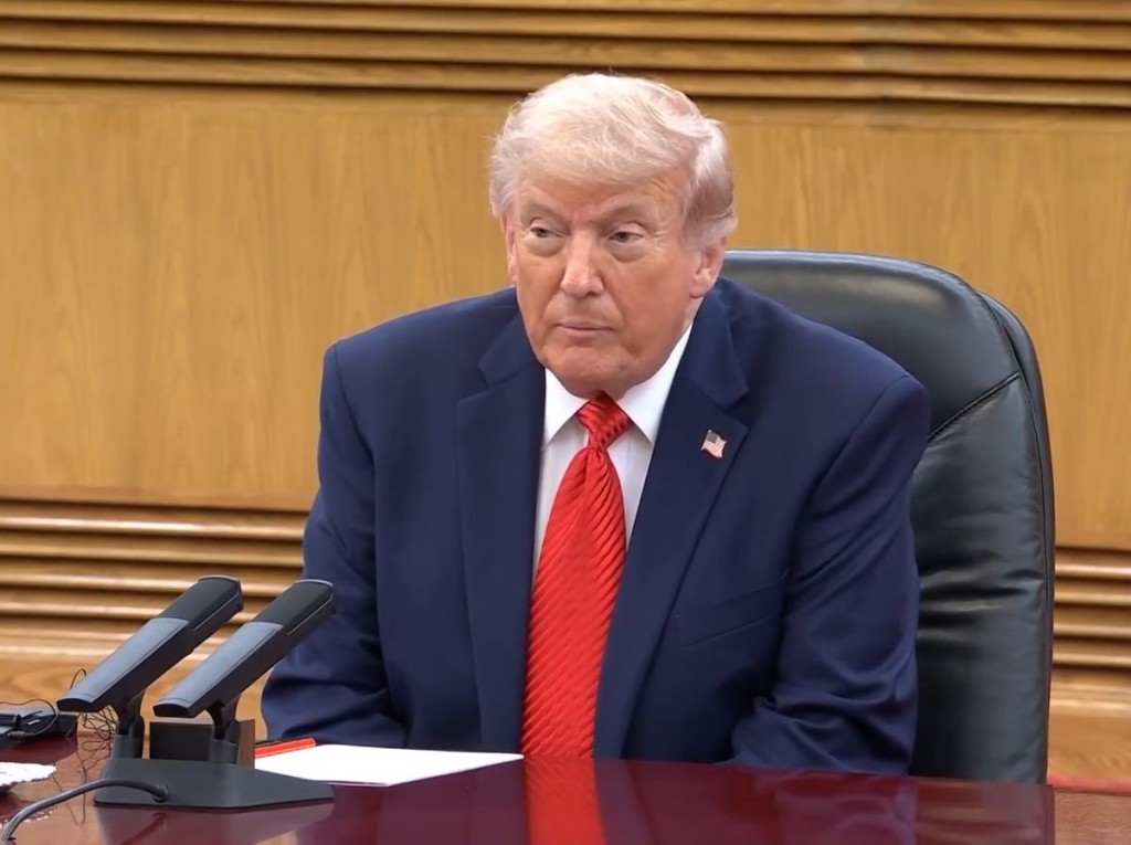 特朗普讚習近平是一位偉大的領袖。央視截圖 特朗普讚習近平是一位偉大的領袖。央視截圖