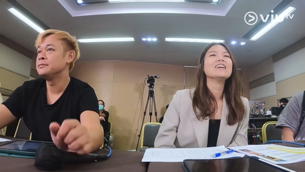 但表演好難說服導師畀佢入圍。