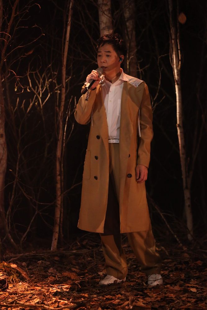 Paul獻唱《花祭》。