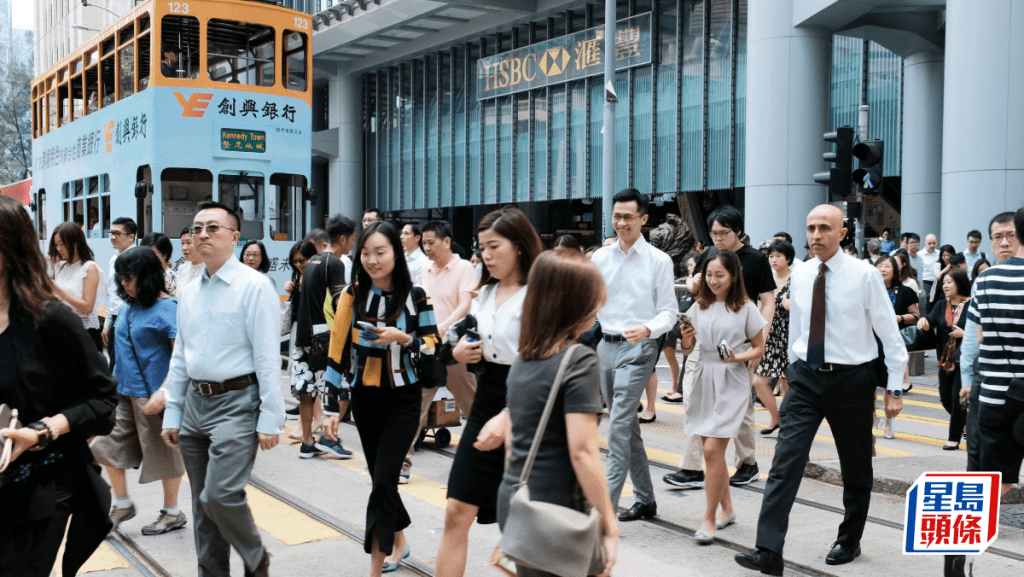 本港就業總人數增加 學者稱失業率升受季節性影響 料盛事經濟助轉勢