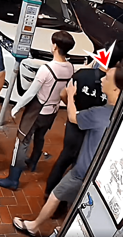 排骨仔走出勸交。fb： 車cam L（香港群組）