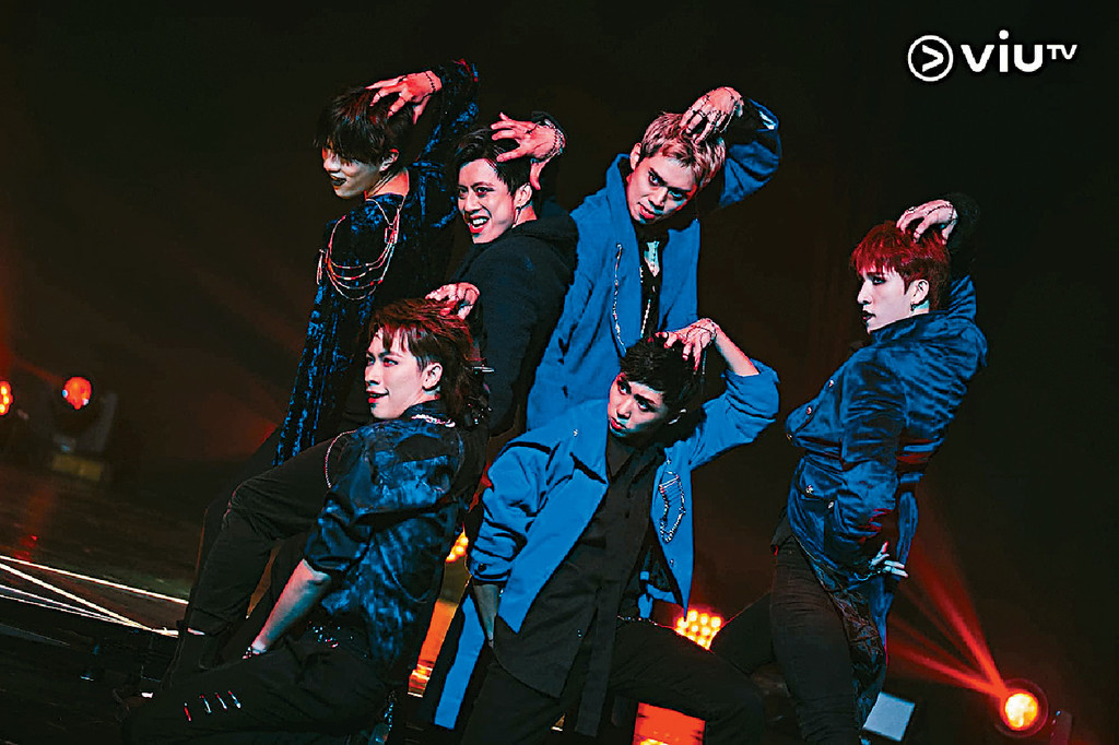 香香好正■周二晚Dance Battle比賽，Lyman Heung的藍組獲爆燈大勝，香香真係好正。