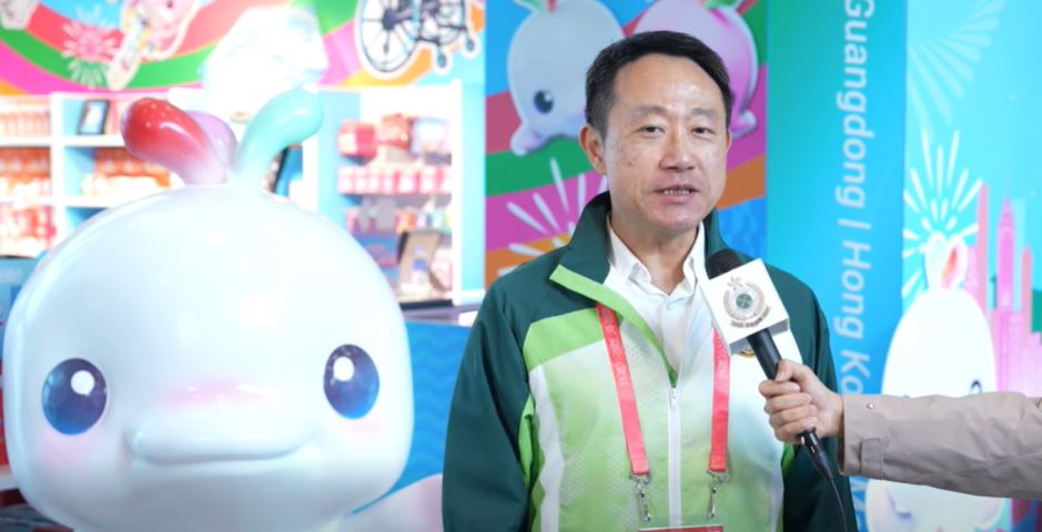 海關關長陳子達。