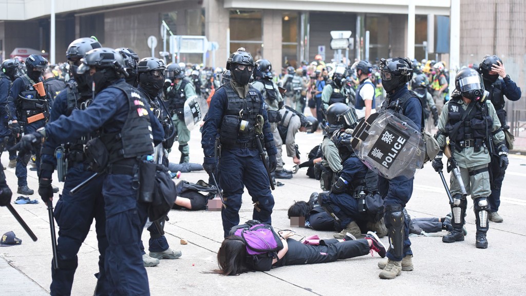 「全球反極權大遊行」發生激烈衝突，近百人被捕。資料圖片