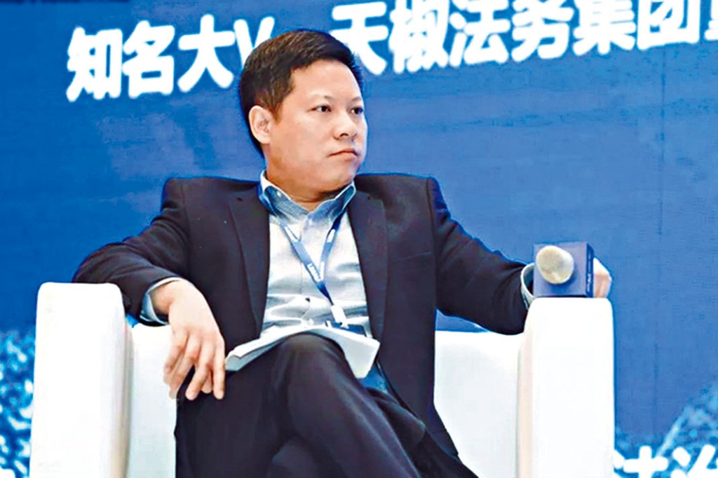 ■媒體人羅昌平涉詆譭英烈被拘。