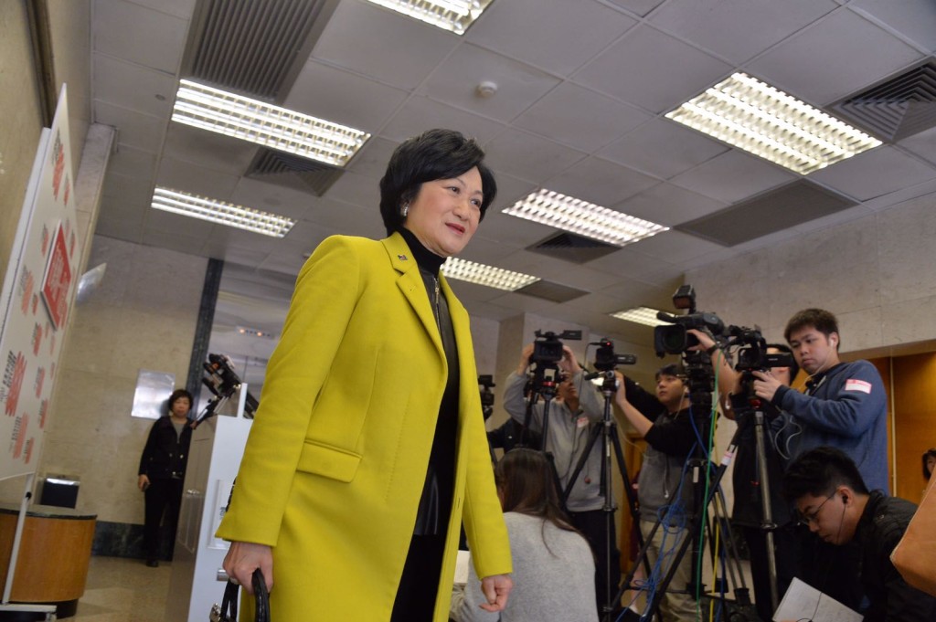 葉劉淑儀最終未能入閘。
