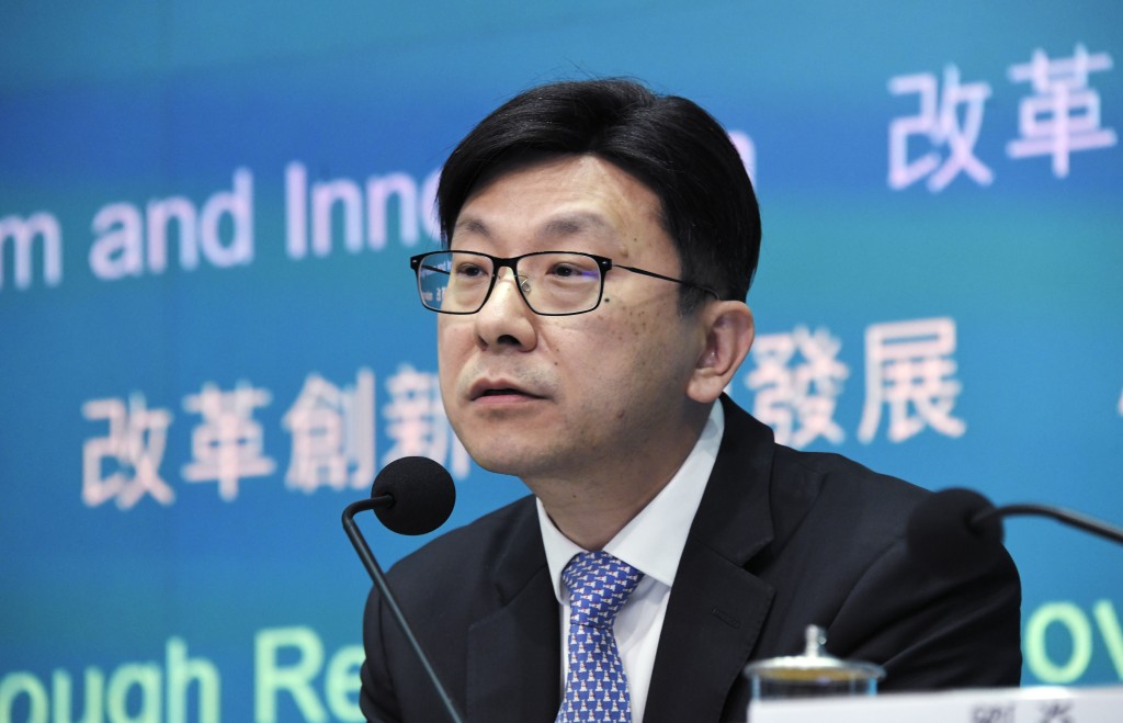 孙玉菡指日前与社福机构见面及讨论有关措施时，气氛友善。