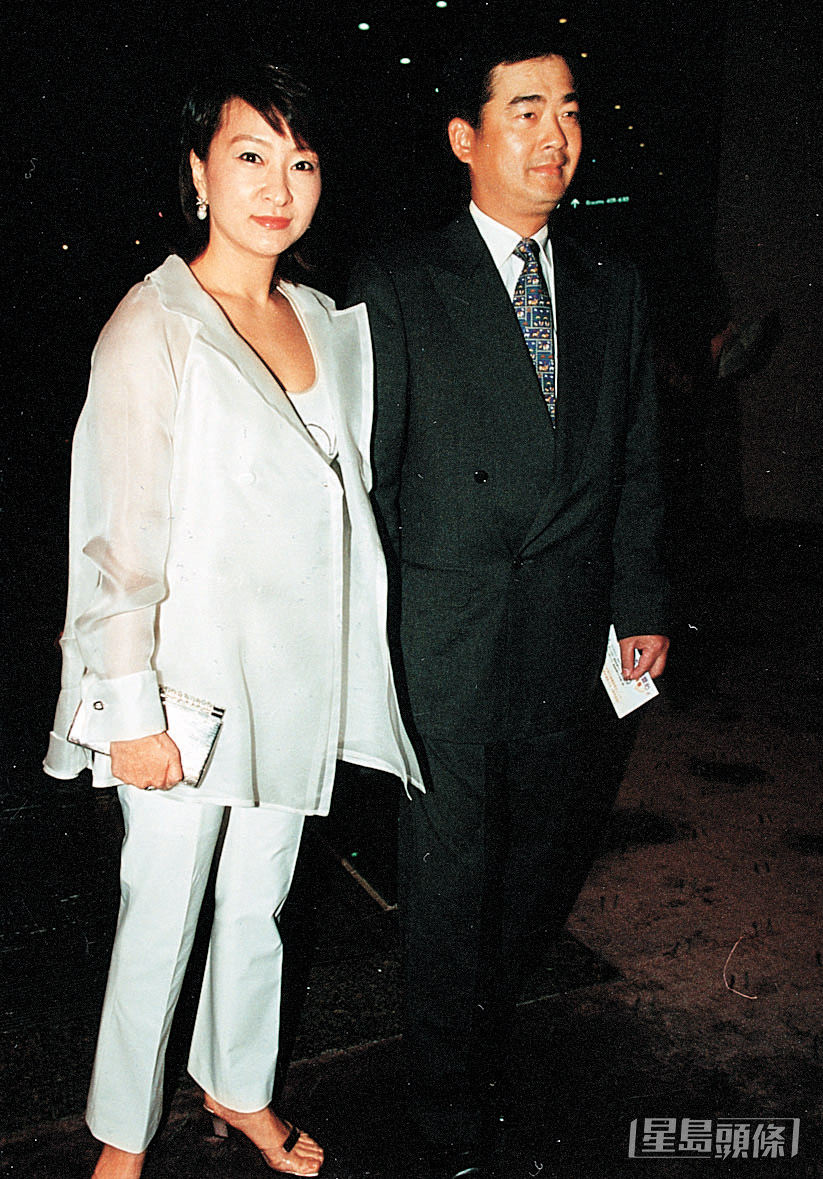 蔣麗萍早年不時與丈夫出席活動。