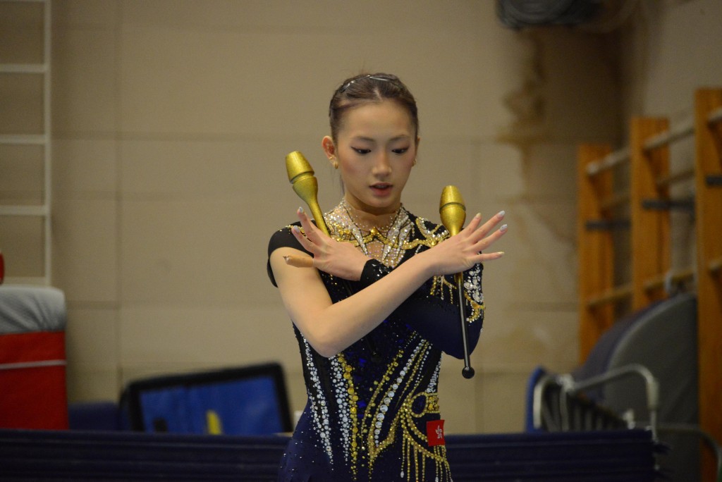 剛滿18歲的小將李庭萱成為香港體操史上首位出戰亞運藝術體操項目的運動員。楊功煜攝