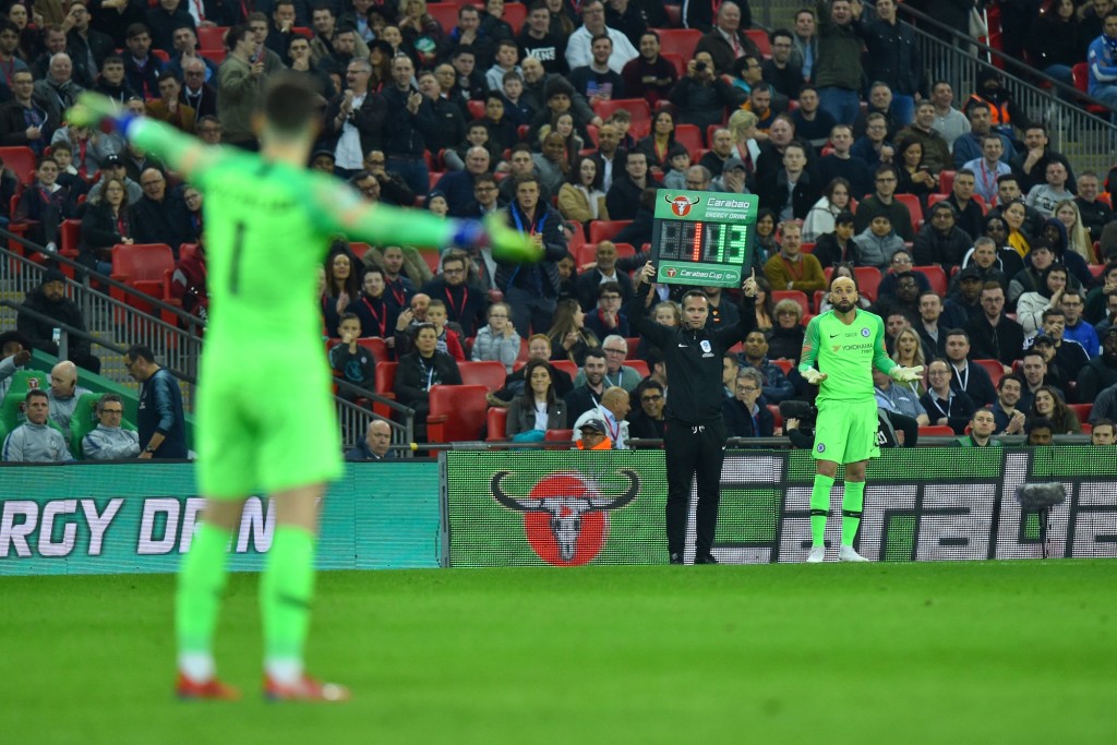 在場邊的卡巴尼路相當無奈。法新社