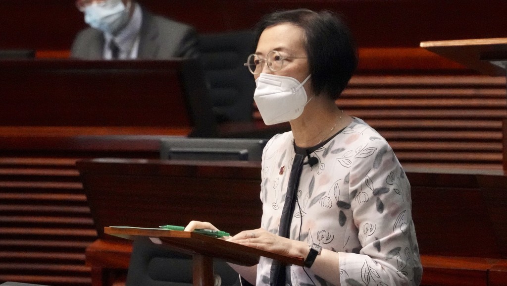 陳肇始指一直尊重立法會制訂法律的權力，希望保持良好行政立法關係。 資料圖片