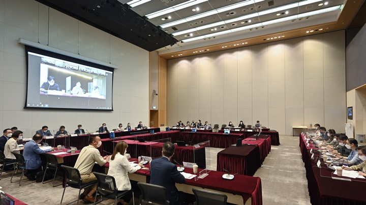陳國基首次出席兒童事務委員會會議。政府新聞處圖片