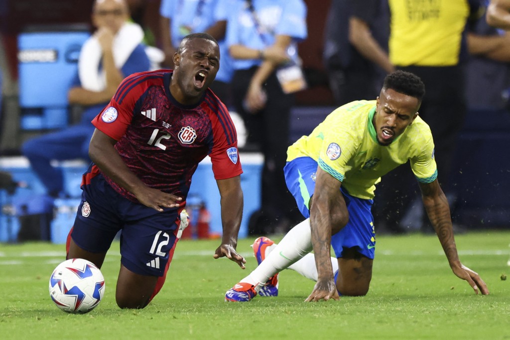 巴西(黃衫)美洲盃分組首輪與哥斯達黎加互交白卷。REUTERS