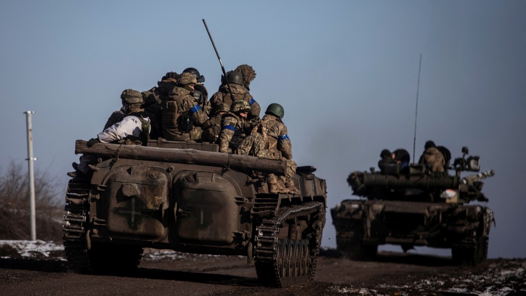 烏軍官員指俄集結50萬大軍1800坦克，準備發動大規模新攻勢。REUTERS