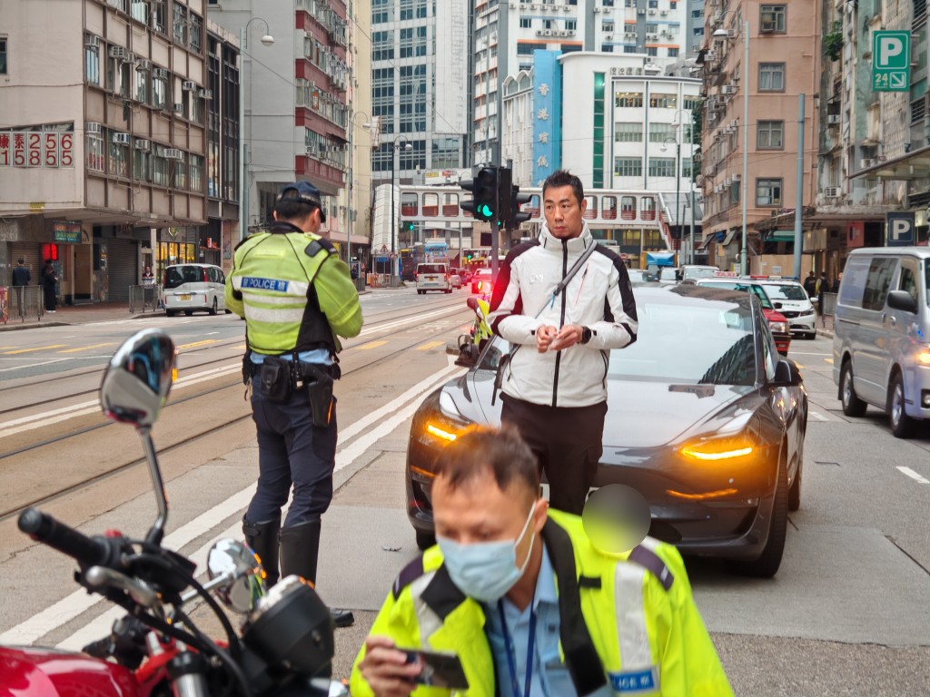 警員到場調查。