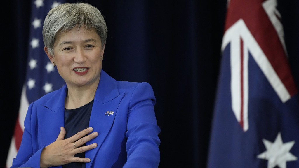 澳洲外长黄英贤。 AP