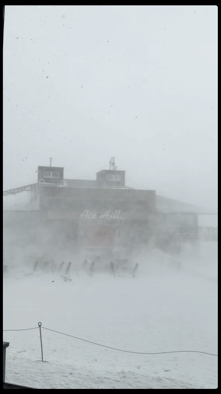 二世古「橫風橫雪」 。  Threads @kkconcept