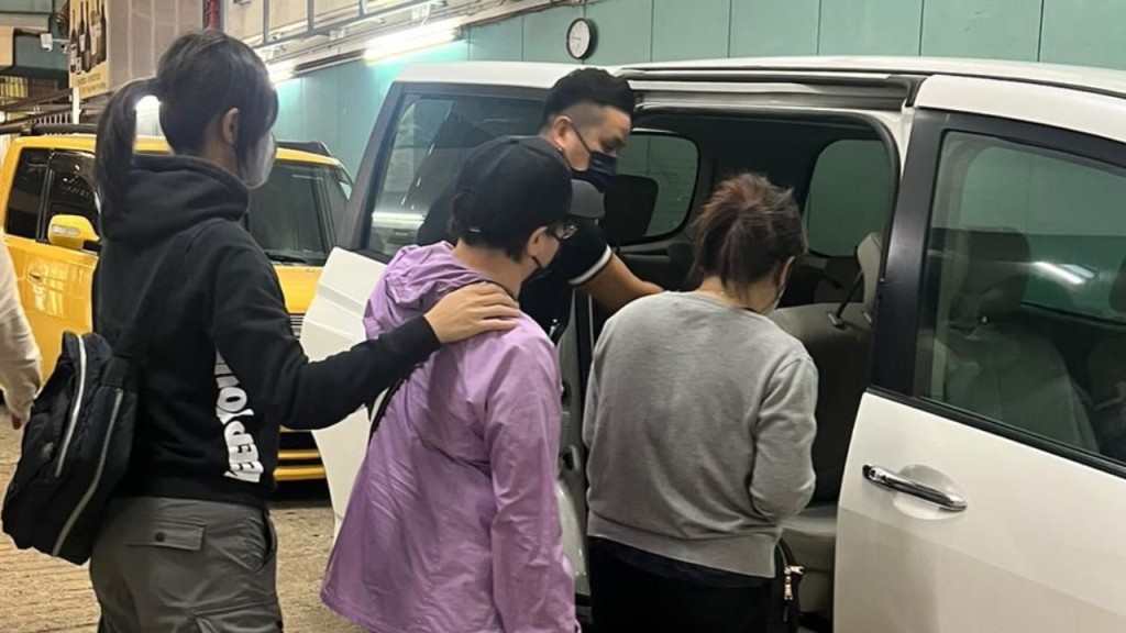 警方觀塘掃黃打擊無牌按摩店 4女被捕。警方圖片