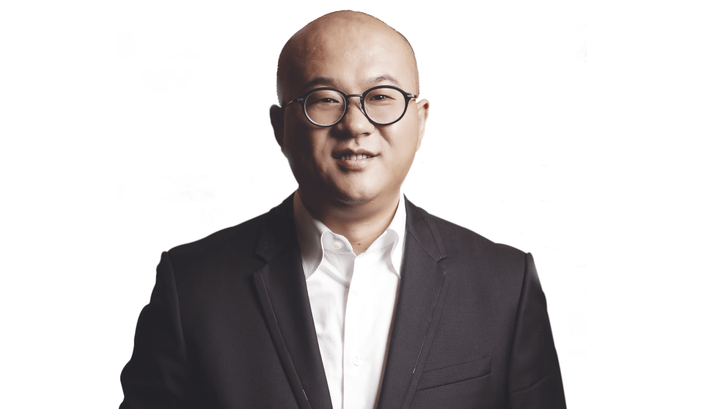 亞朵集團（Atour）創始人、首席執行官、首席用戶體驗官王海軍2013年創立亞朵品牌，率先提出人文酒店的概念。