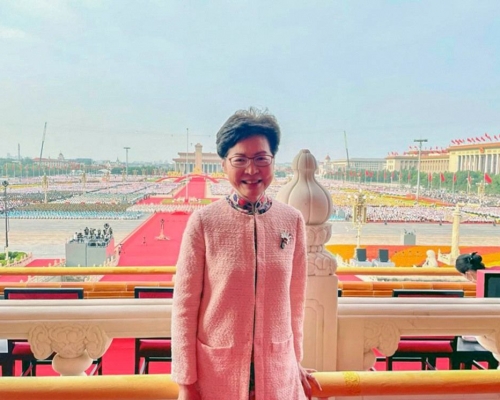 林鄭月娥指,社會上充斥不少與愛國主義教育背道而馳的歪理。林鄭FB圖片