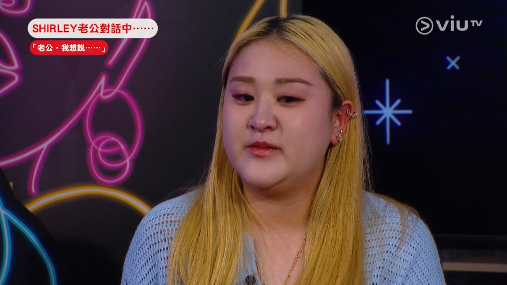 伍富橋老婆梁兆楹曾接受《晚吹—怨女俱樂部》訪問。 伍富橋老婆梁兆楹曾接受《晚吹—怨女俱樂部》訪問。