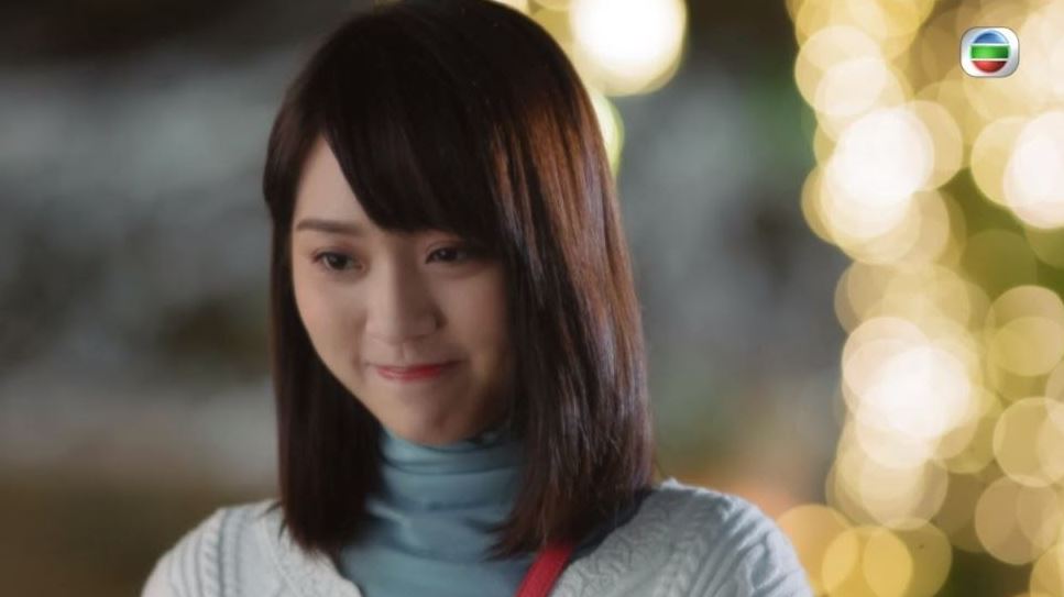 楚楚可憐的海琳。