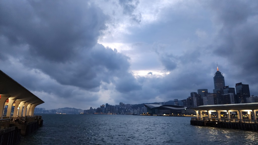 今日大致多雲。黎志偉攝