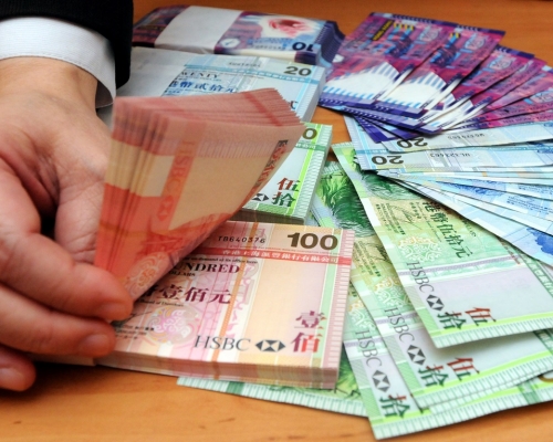 金管局不足1日再度入市。資料圖片