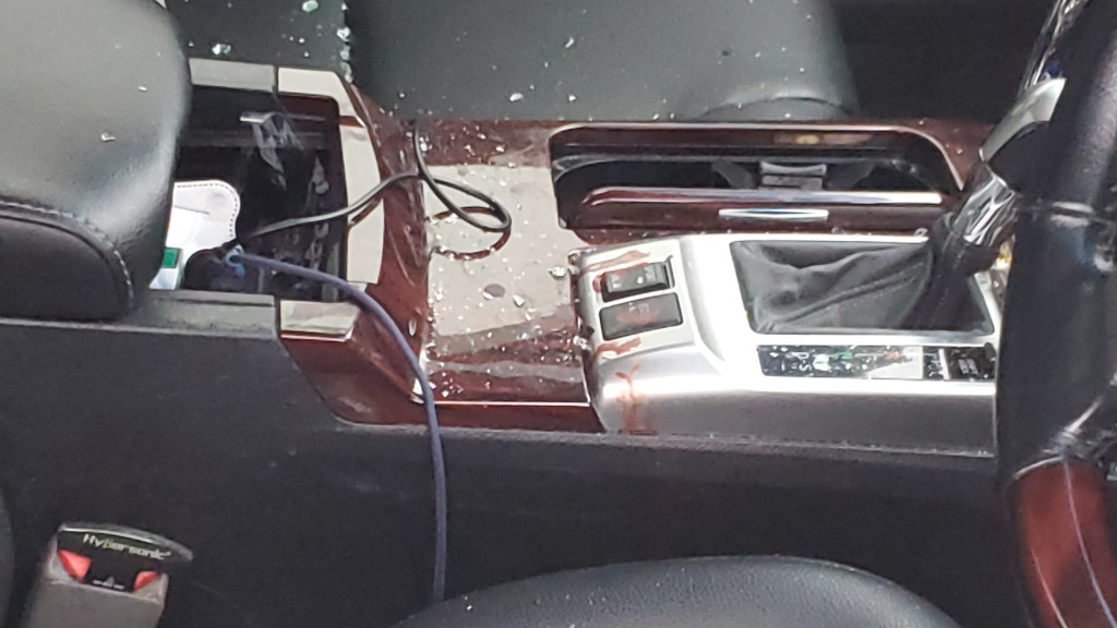 私家车内血迹斑斑。资料图片
