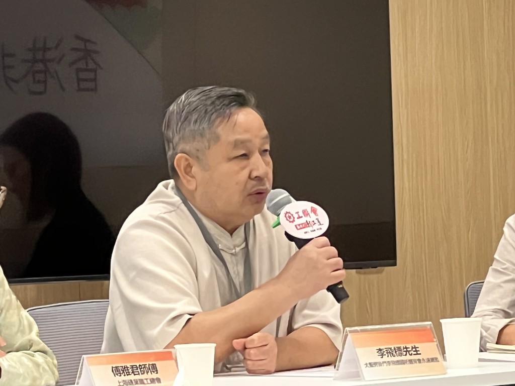 大聖劈掛門傳承人李飛標認為,必須建立機制評定要達到何等水平才獲認證為傳承人。郭詠欣攝 大聖劈掛門傳承人李飛標認為,必須建立機制評定要達到何等水平才獲認證為傳承人。郭詠欣攝