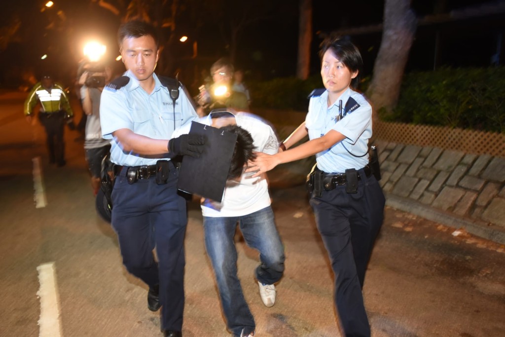 黑幫西貢廝殺,30人大混戰。